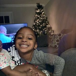 Meet your Posher, Parris